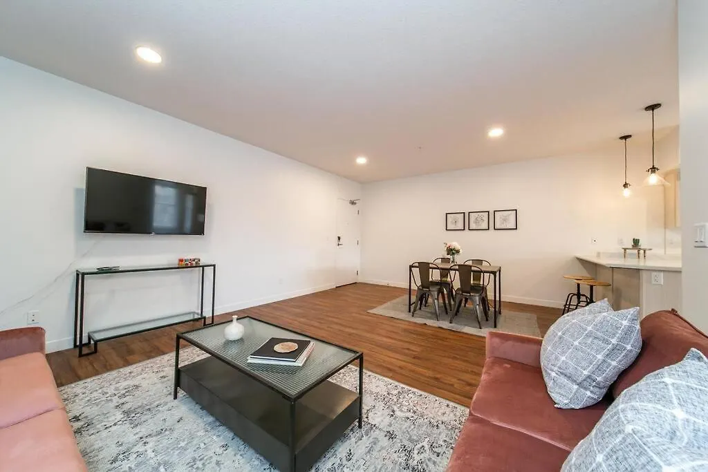 Industrial Romantic U/G Parking 5 Min To Dtn! Apartment Edmonton 0*,  Canada