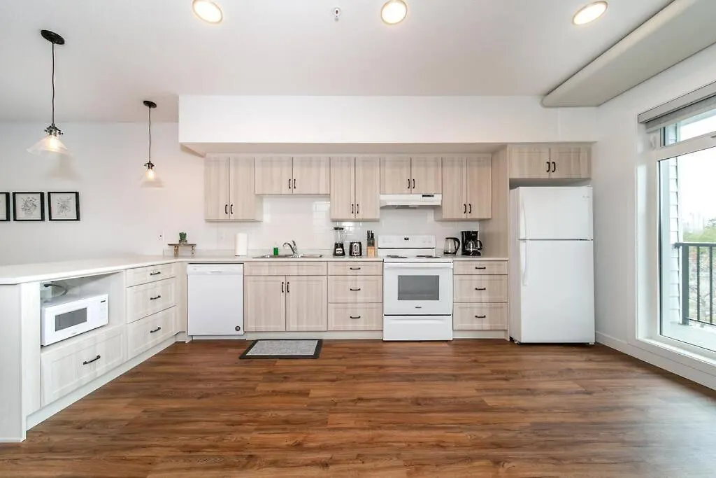 Industrial Romantic U/G Parking 5 Min To Dtn! Apartment Edmonton 0*,  Canada