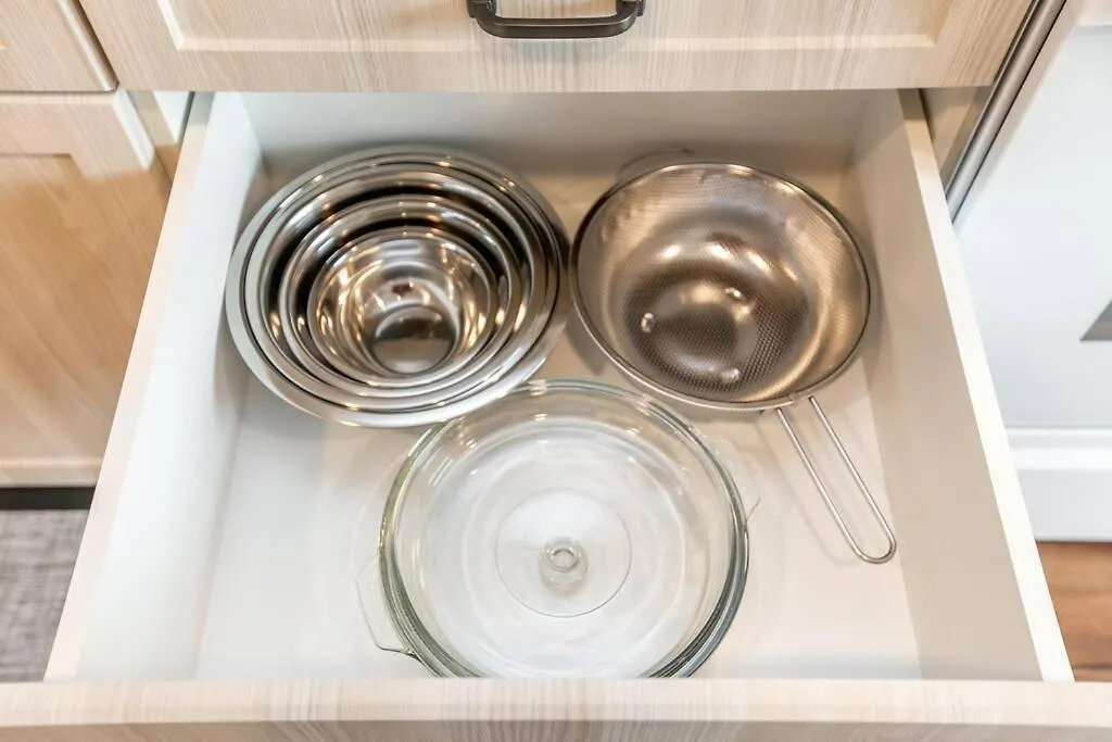 Industrial Romantic U/G Parking 5 Min To Dtn! Apartment Edmonton