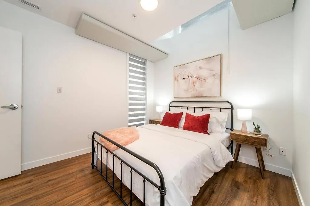 Industrial Romantic U/G Parking 5 Min To Dtn! Apartment Edmonton