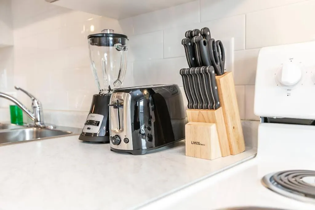 Industrial Romantic U/G Parking 5 Min To Dtn! Apartment Edmonton 0*,  Canada