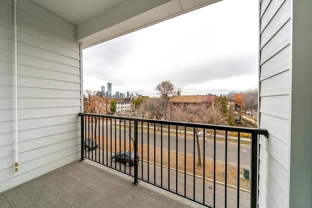 Industrial Romantic U/G Parking 5 Min To Dtn! Apartment Edmonton Canada