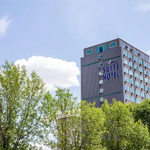 Hotel Campus Tower, Edmonton